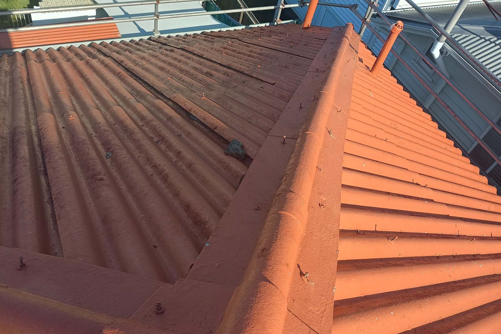 ontrolled removal of asbestos-cement roof sheeting in Scarborough
